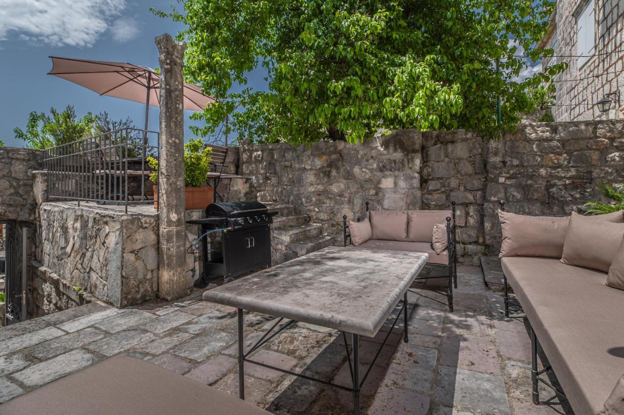 Villa Burovic Perast Exterior photo